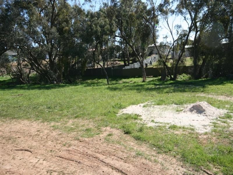 Lot 102 Tamblyn Street, Clare SA 5453