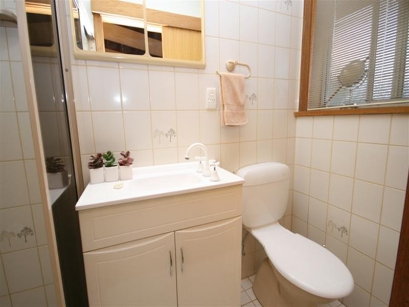 12 Sunnyside Drive, Clare SA 5453