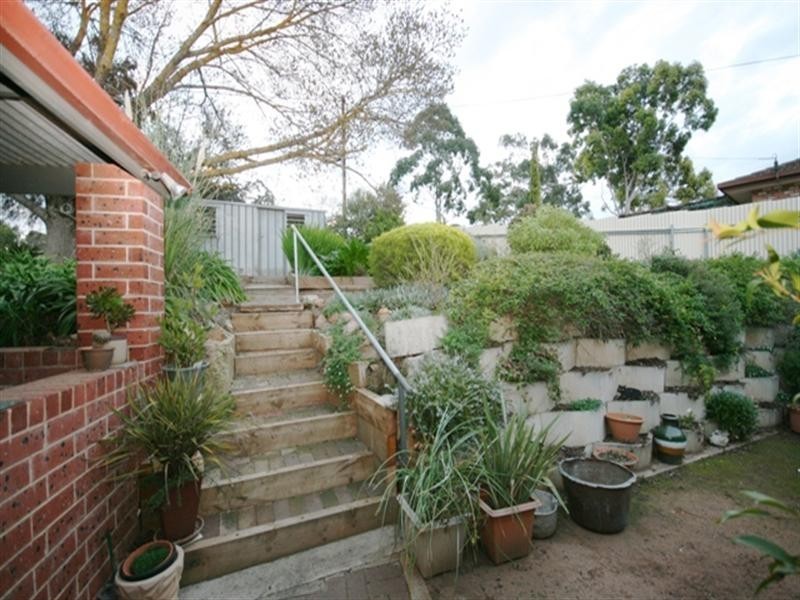 12 Sunnyside Drive, Clare SA 5453