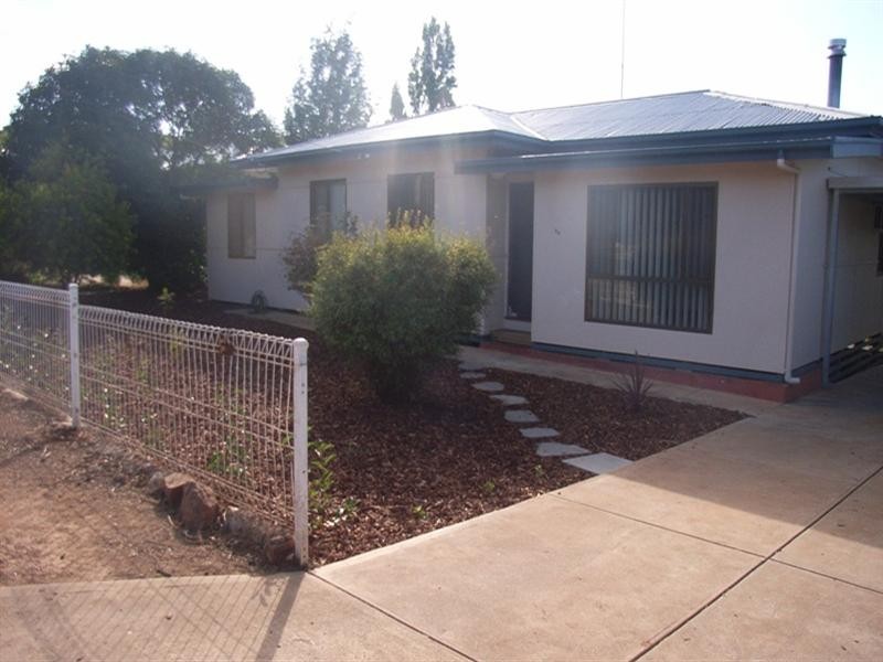 29 Essington Avenue, Clare SA 5453