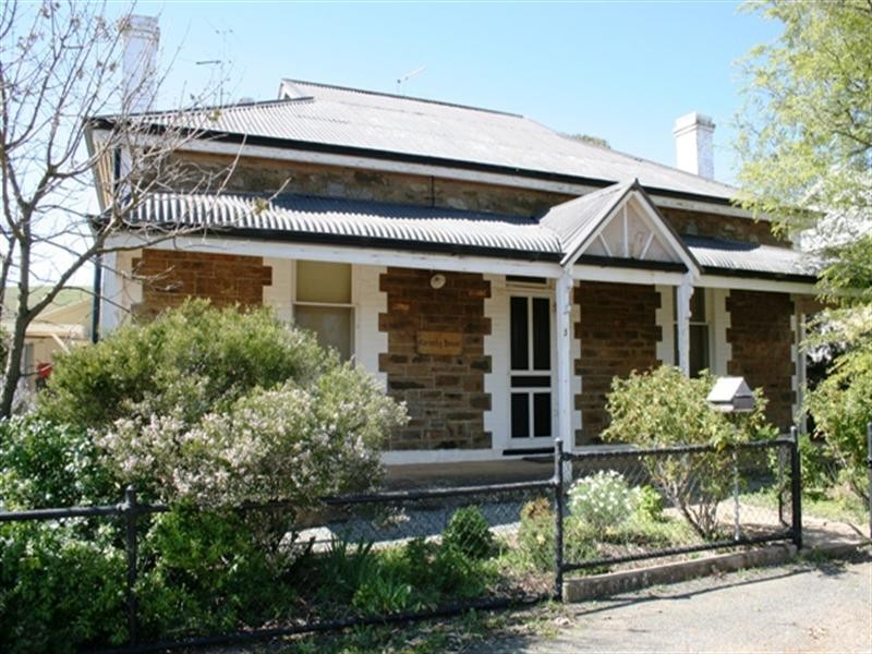 3 Paradise Street, Burra SA 5417