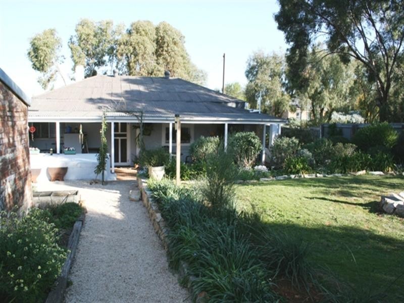 22 Truro Street, Burra SA 5417