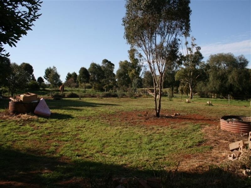 22 Truro Street, Burra SA 5417