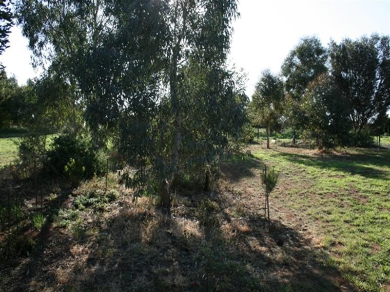 22 Truro Street, Burra SA 5417