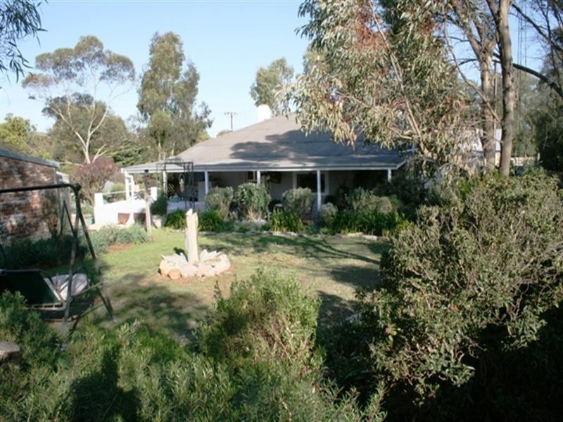 22 Truro Street, Burra SA 5417