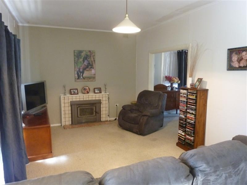30 Daly Street, Clare SA 5453