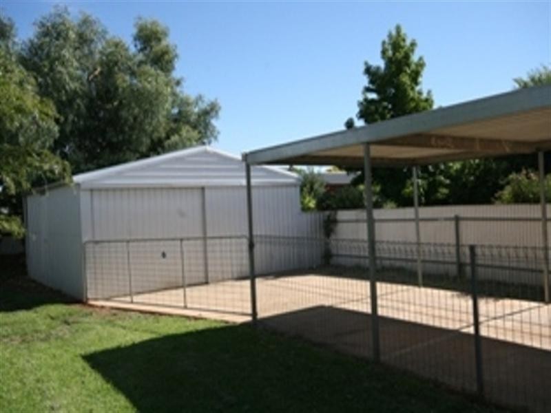 3 Kelly Street, Clare SA 5453