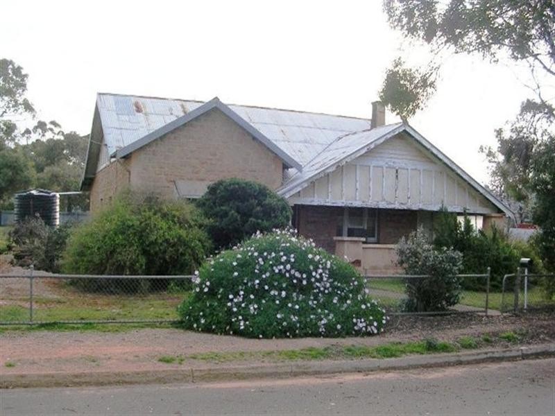 16 Sixth Street, Gladstone SA 5473