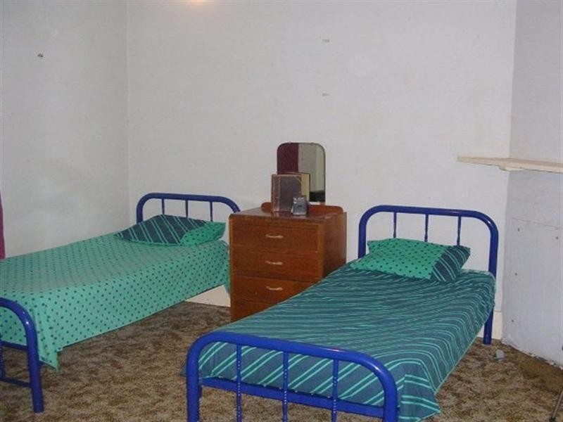 16 Sixth Street, Gladstone SA 5473