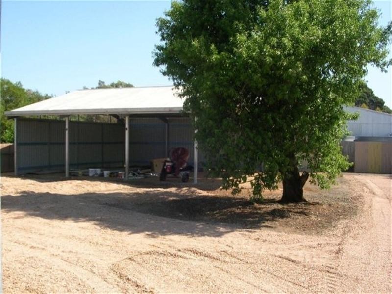 52 Fifth Street, Gladstone SA 5473