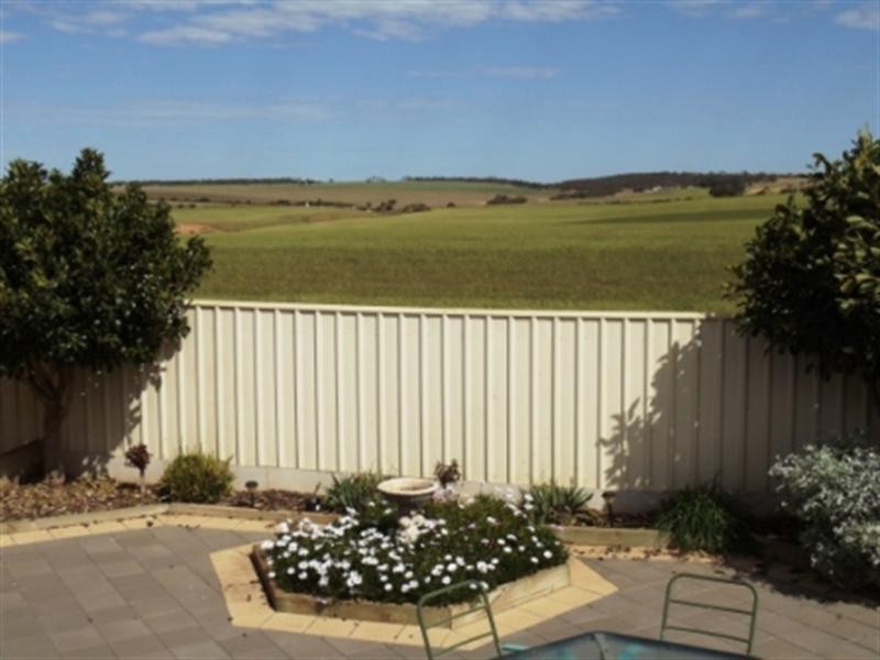 27 Grahn Road, James Well SA 5571