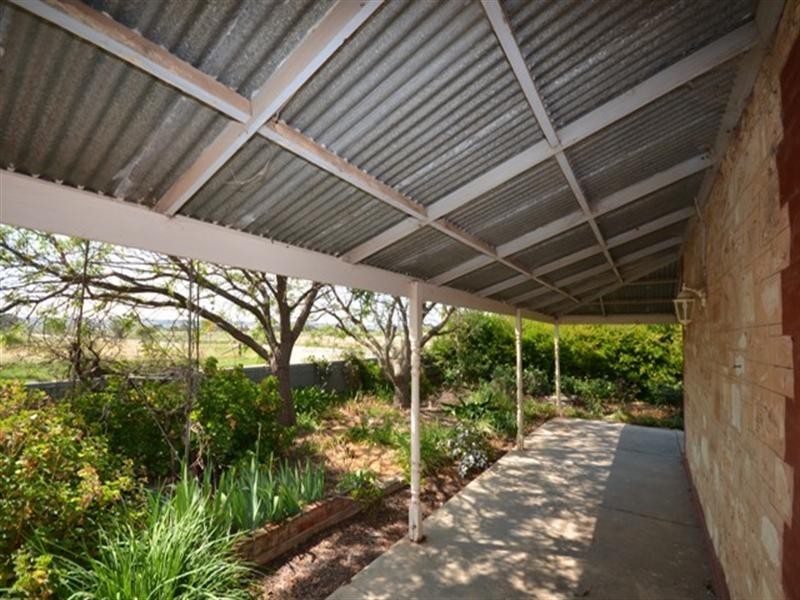 41 Broughton Road, Yacka SA 5470