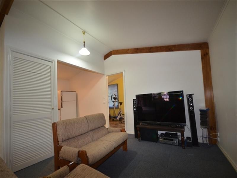 1 The Grove, Burra SA 5417