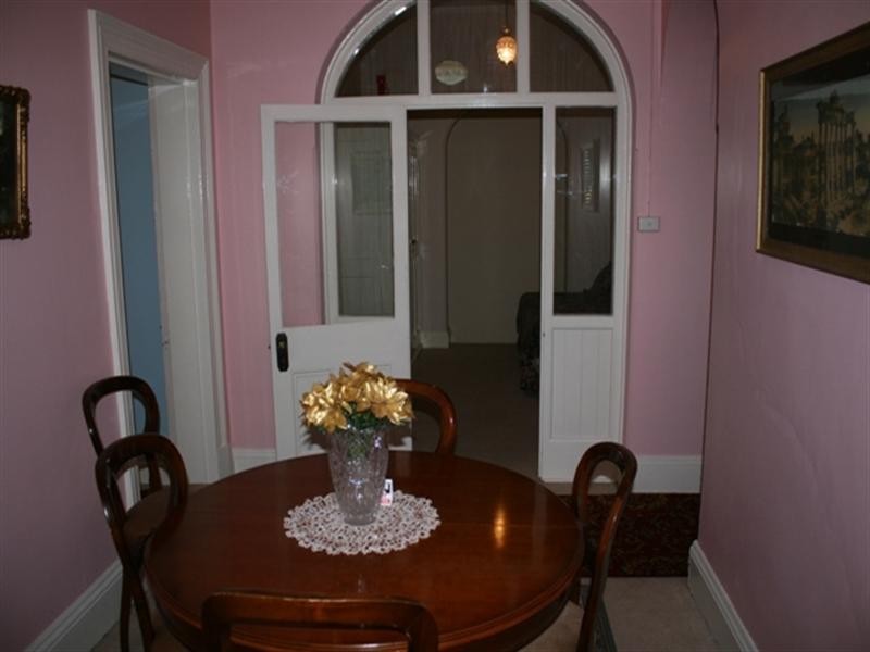 19 Commercial Street, Burra SA 5417