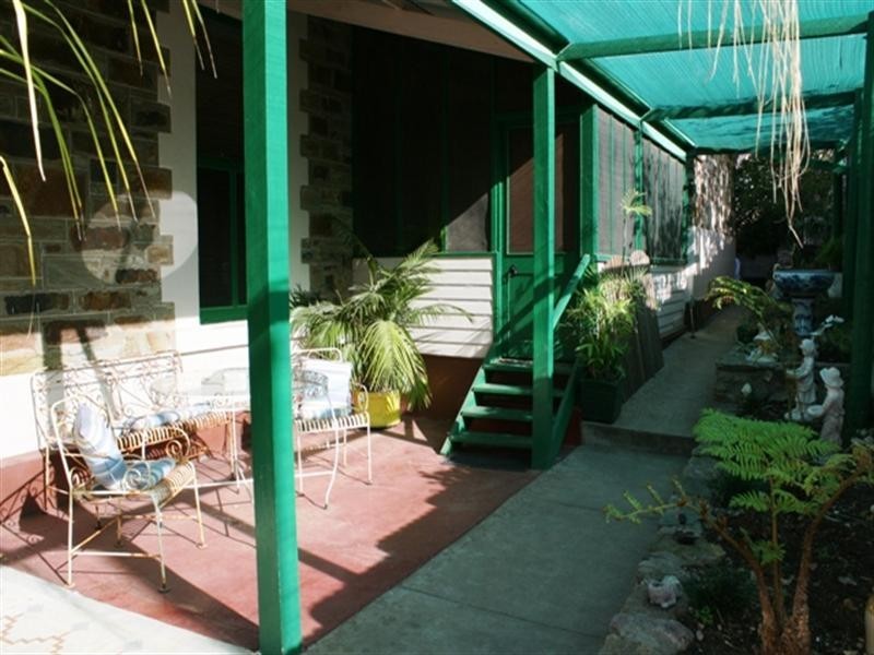 19 Commercial Street, Burra SA 5417