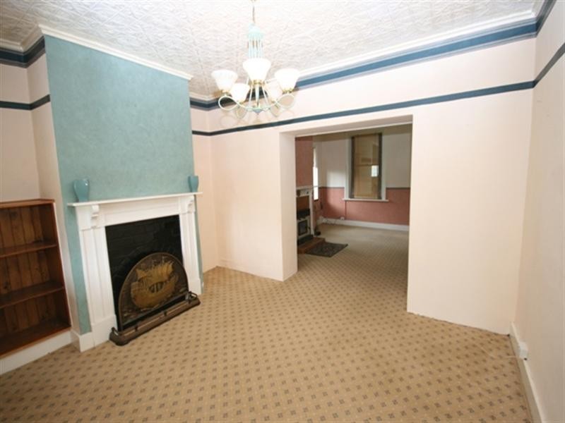 2 Stanley Street, Clare SA 5453