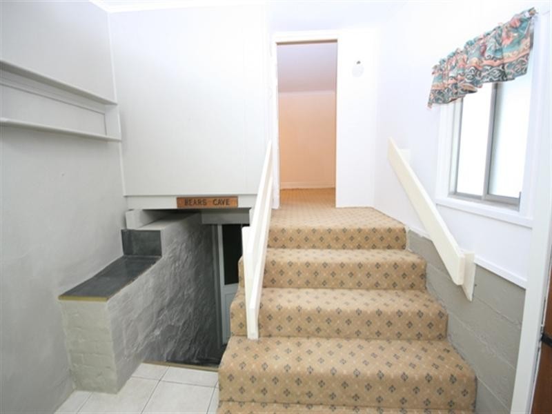 2 Stanley Street, Clare SA 5453