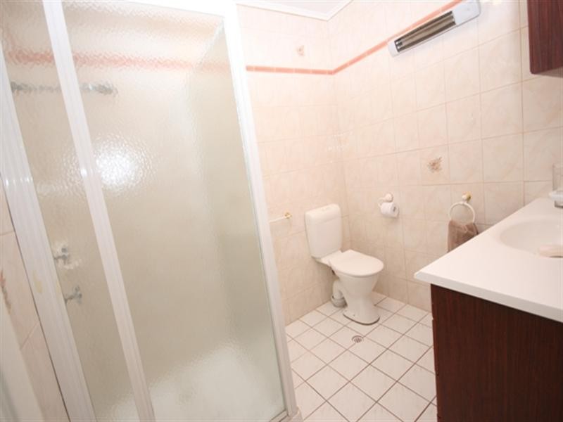 2 Stanley Street, Clare SA 5453