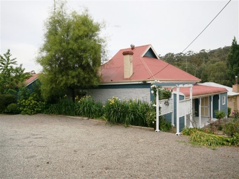 2 Stanley Street, Clare SA 5453