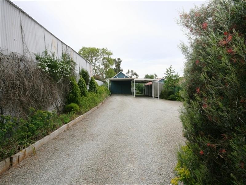 2 Stanley Street, Clare SA 5453