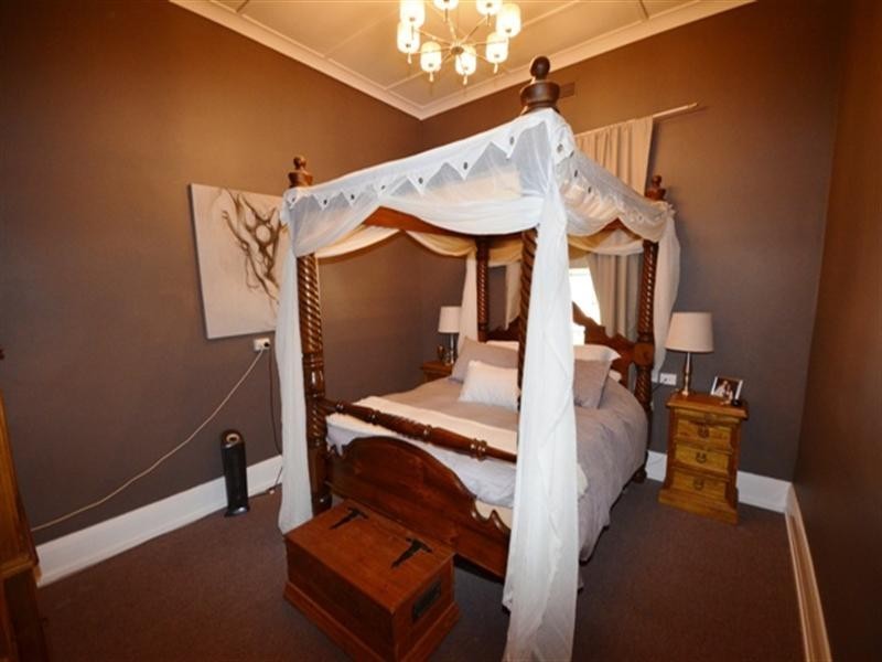 22 South Terrace, Kapunda SA 5373