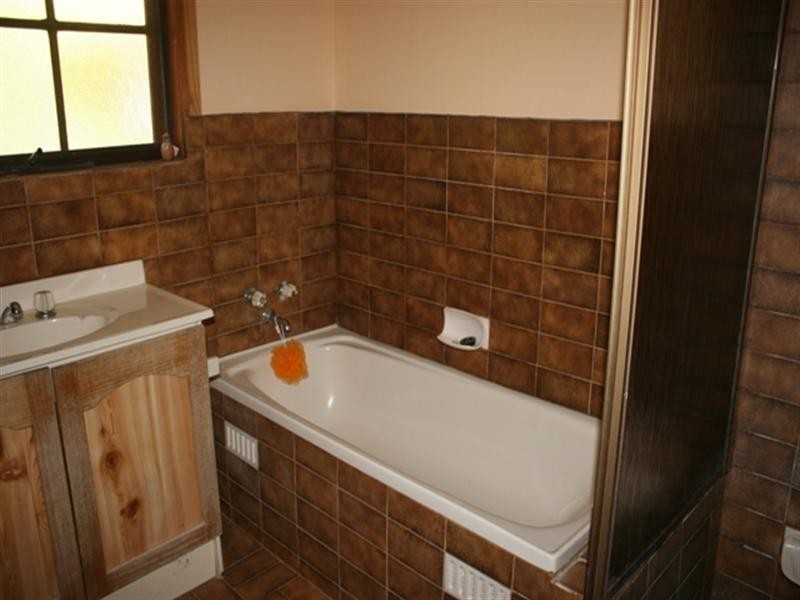 Lot 20 Warenda Road, Clare SA 5453