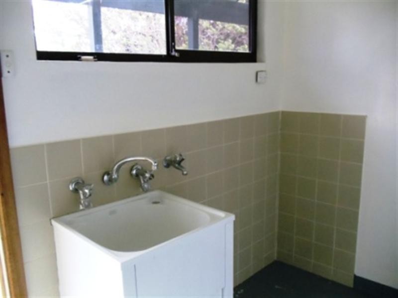 16 Yelta Street, Clinton SA 5570