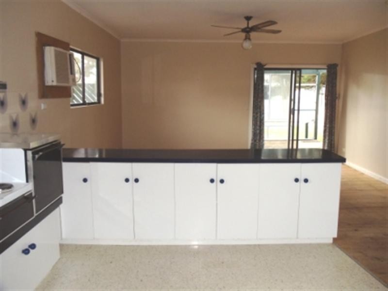 16 Yelta Street, Clinton SA 5570