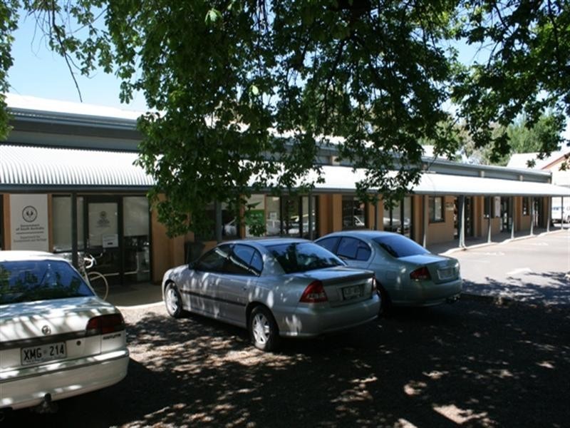 17 Lennon Street, Clare SA 5453