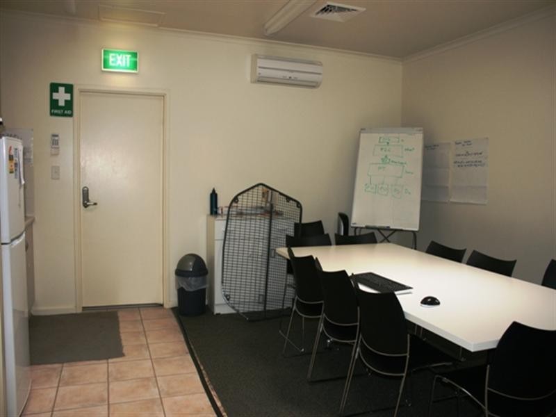 17 Lennon Street, Clare SA 5453