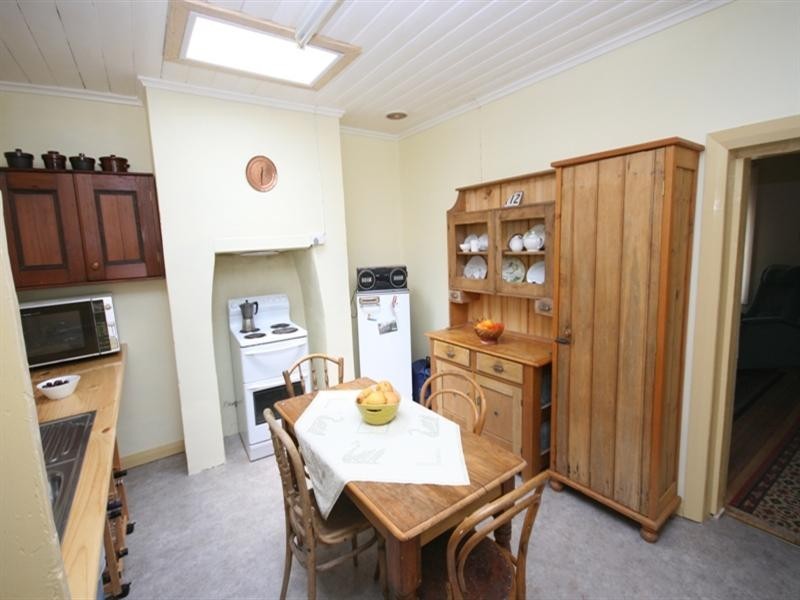 9 Lelante Street, Burra SA 5417