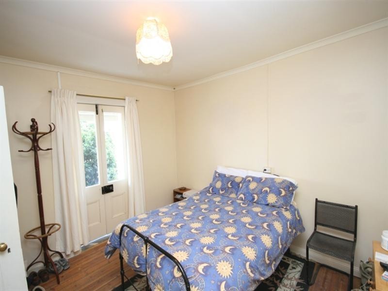 9 Lelante Street, Burra SA 5417