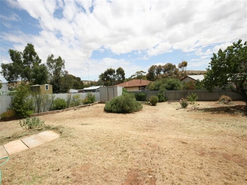 5 Lewis Street, Burra SA 5417