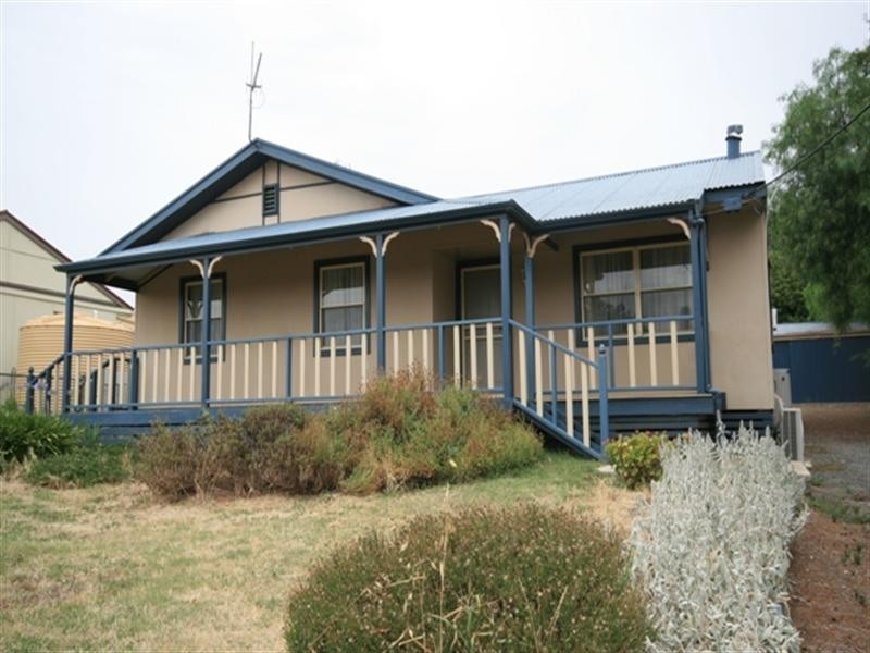 22 Queen Street, Burra SA 5417