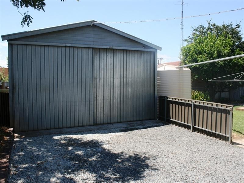 2 South Street, Auburn SA 5451