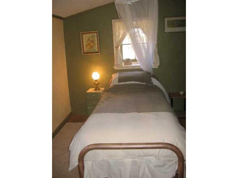 1 Trembeth Street, Burra SA 5417