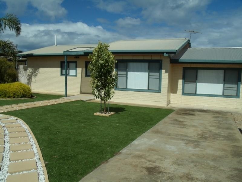 6 Tiddy Widdy Road, Ardrossan SA 5571