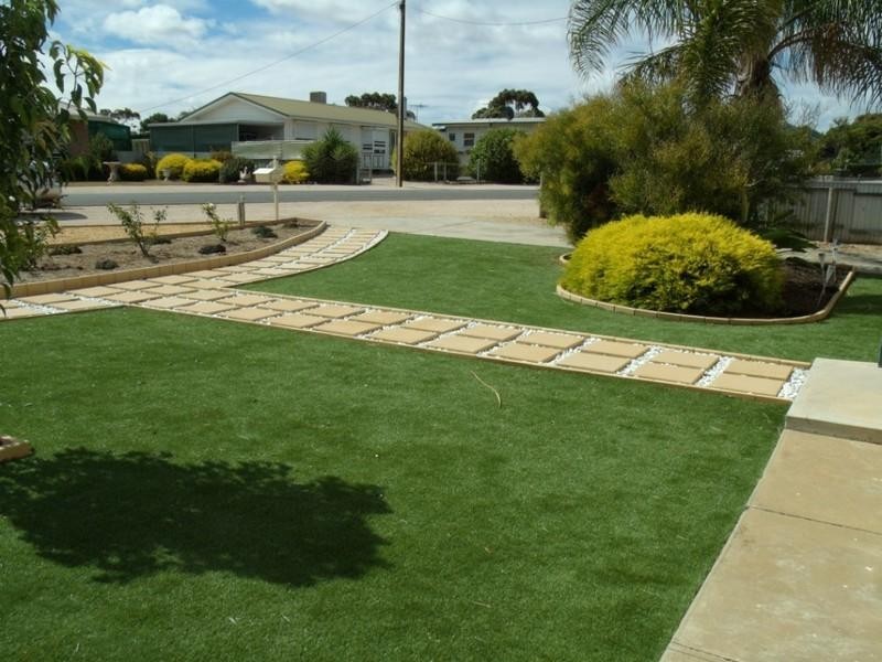 6 Tiddy Widdy Road, Ardrossan SA 5571
