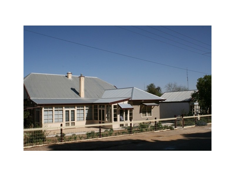 2 The Crescent, Burra SA 5417