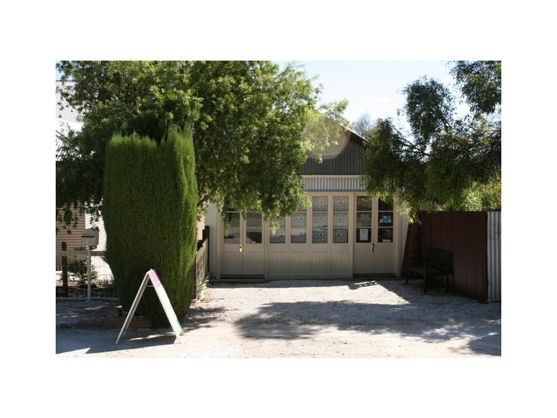 2 The Crescent, Burra SA 5417