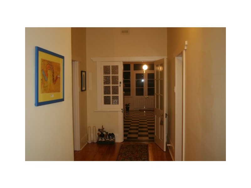 2 The Crescent, Burra SA 5417