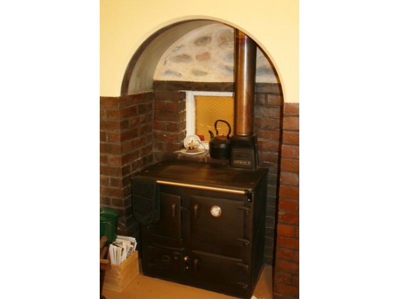 2 The Crescent, Burra SA 5417