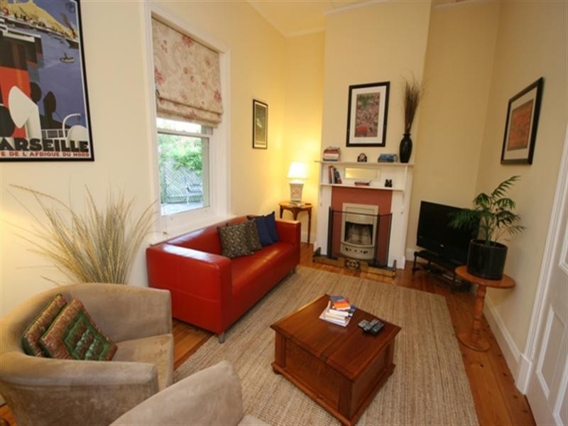 9 Harriett Street, Clare SA 5453