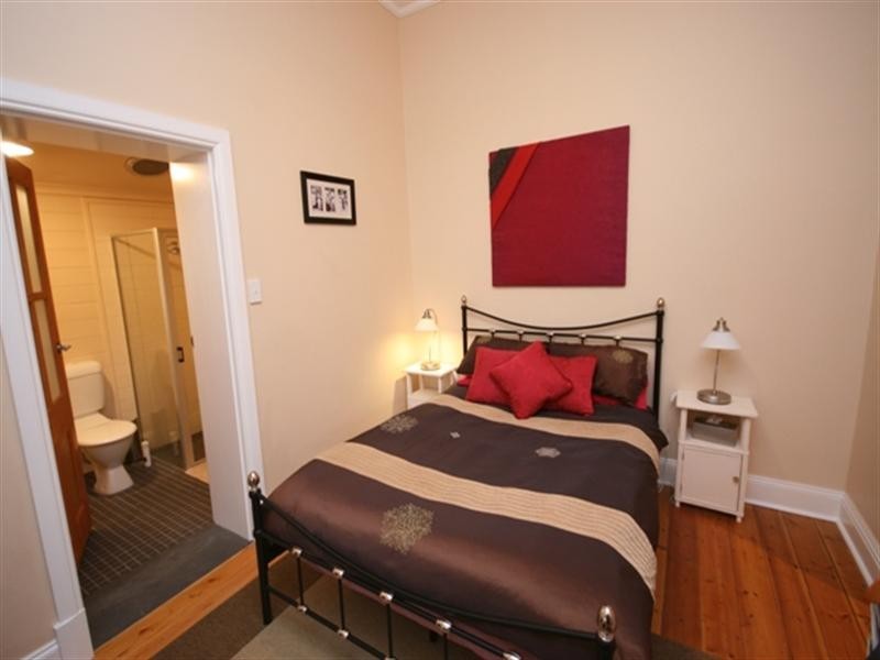 9 Harriett Street, Clare SA 5453