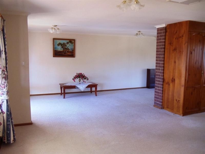 9 Annie Watt Street, Price SA 5570