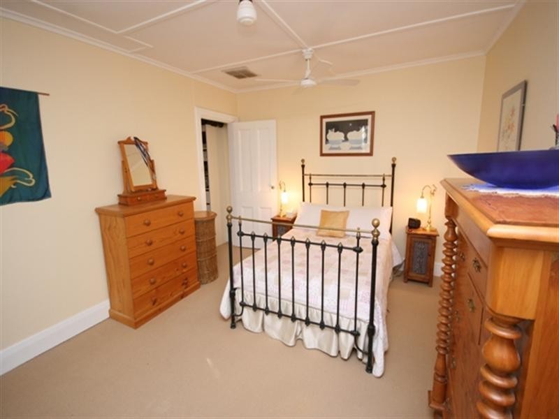 20 Market Square, Burra SA 5417