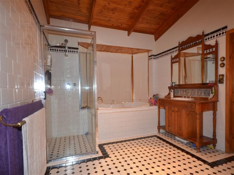 32 Jonathon Street, Clare SA 5453