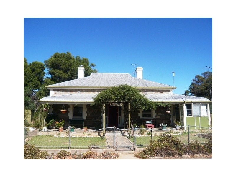 22 Thames Street, Burra SA 5417