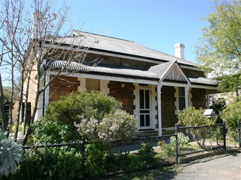 3 Paradise Street, Burra SA 5417