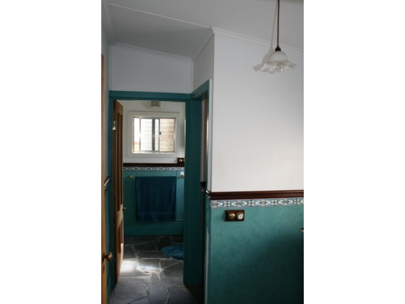 19 Queen Street, Burra SA 5417